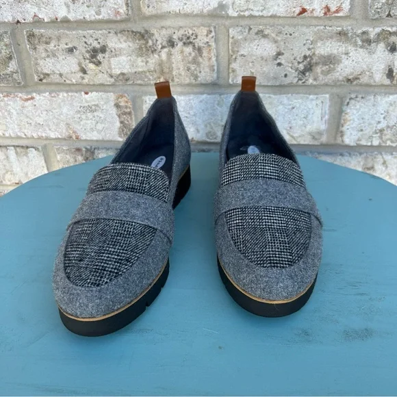 Dr. Scholl's Gray Loafers with Energized Foam - Picture 1 of 10